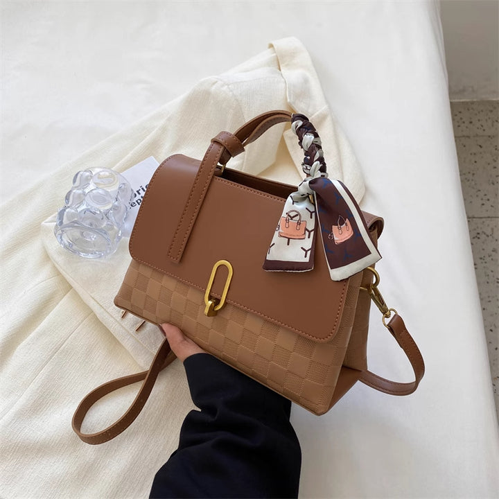 Structured Tote Handbag Bowlift