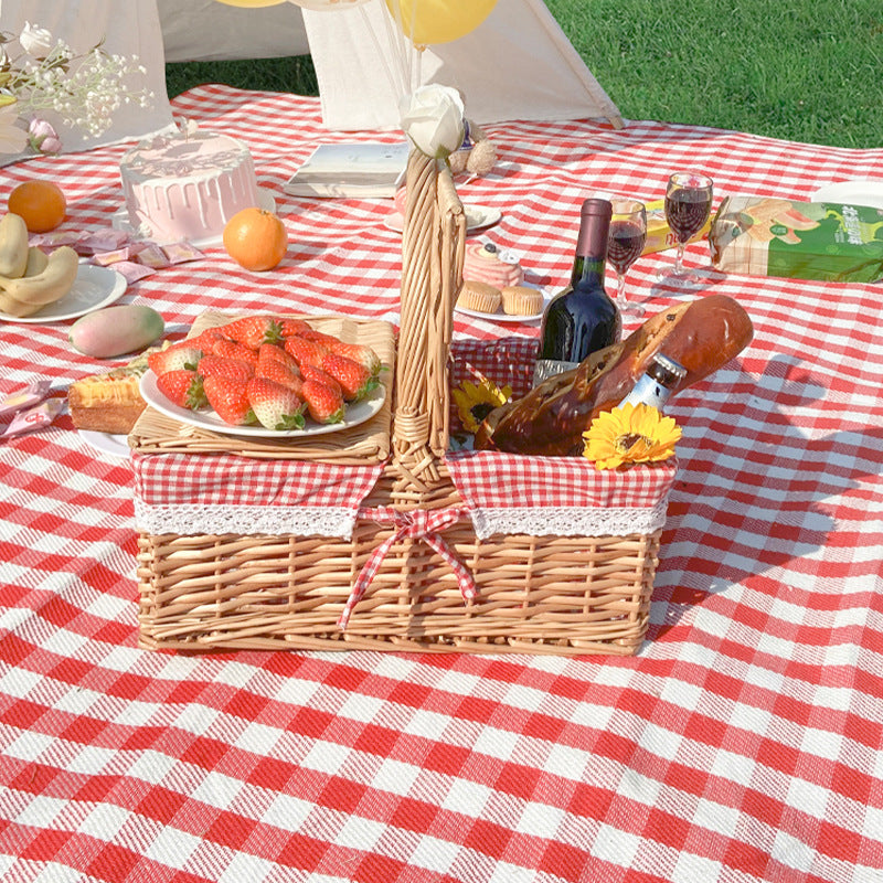 Ladies Woven Basket with Decorative Insert Bowlift