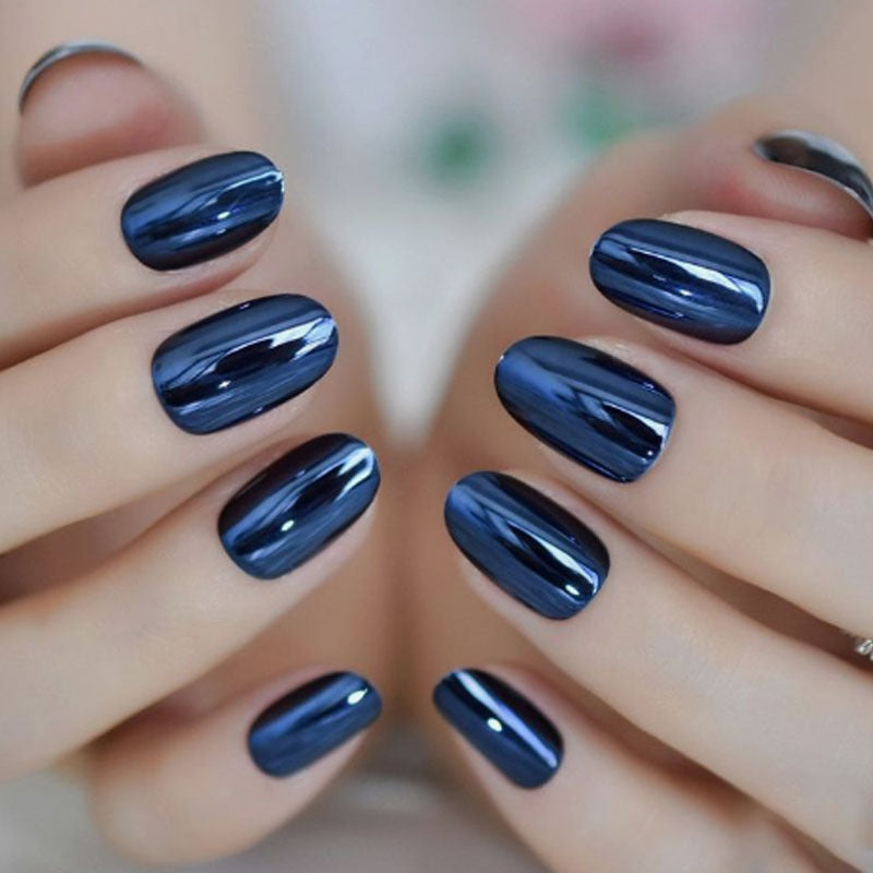 Glossy Stiletto Press-On Nail Set Bowlift