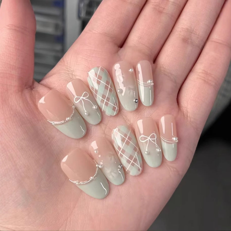 Artistic Press-On Nail Set with Decorative Patterns Bowlift