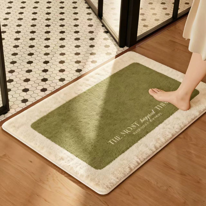 Luxurious Plush Bath Mat Bowlift