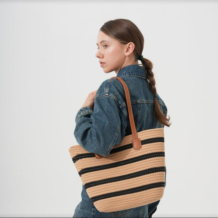 Spacious Macrame Tote Bag Bowlift