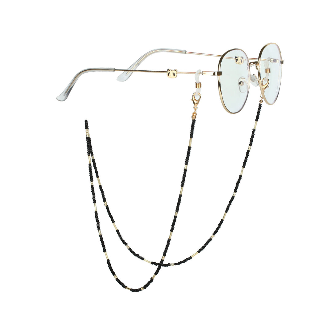 Chains-Necklace Made of Fine Pearls and Golden Accents Bowlift
