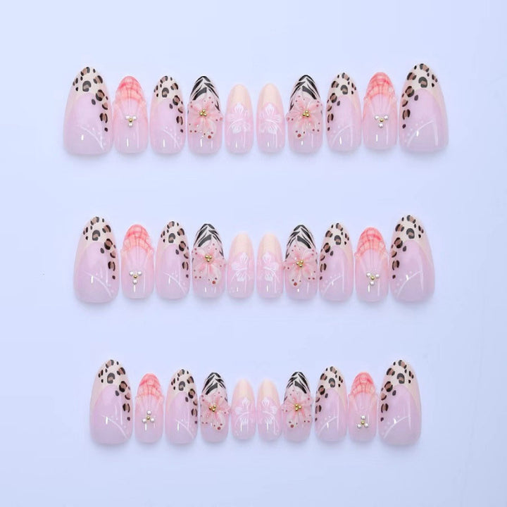 Artificial nail set with floral decorations and elegant patterns Bowlift