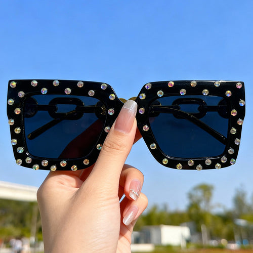 Decorative Pearl-Embellished Cat Eye Sunglasses Bowlift