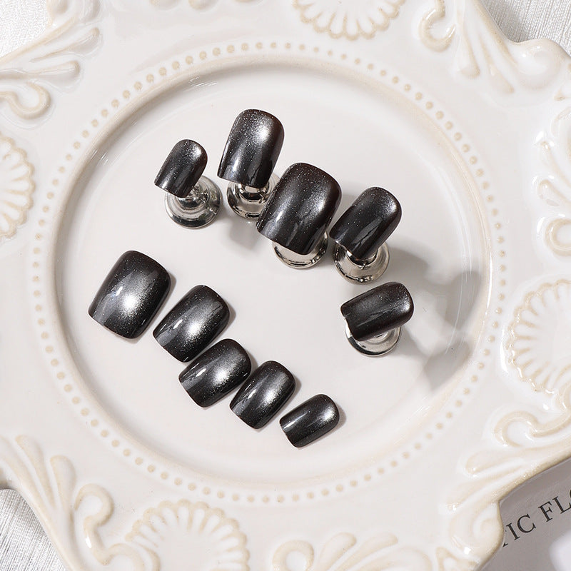 Stylish Press-On Nail Tips Set Bowlift
