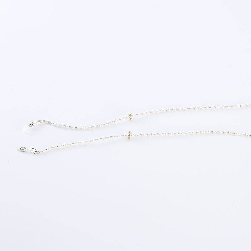 Elegant Beaded Glasses Chain Bowlift