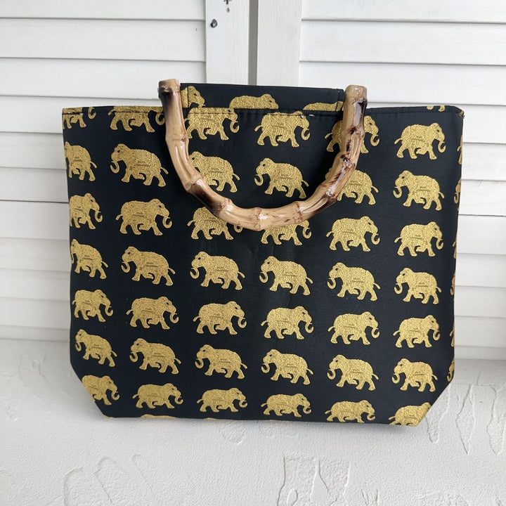 Stylish cotton bag with bamboo handles Bowlift