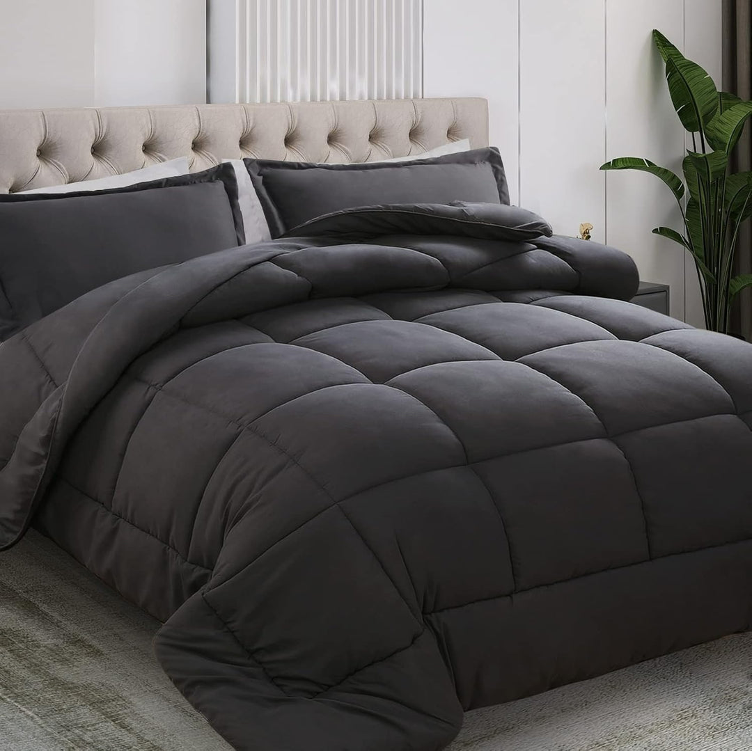 Luxurious Ultra-Soft Insulated Comforter Bowlift