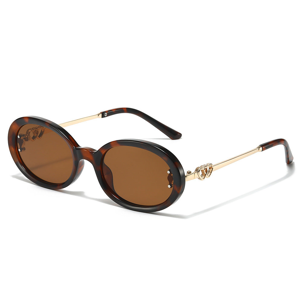Elegant Shield Sunglasses with Decorative Metal Accents Bowlift