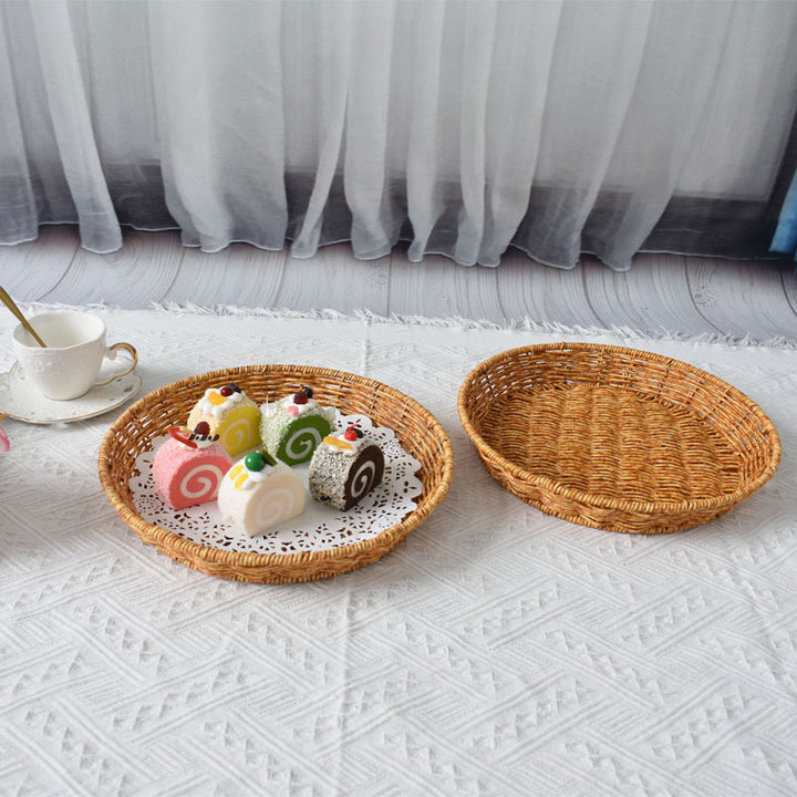Leaf-Shaped Woven Serving Platter Bowlift