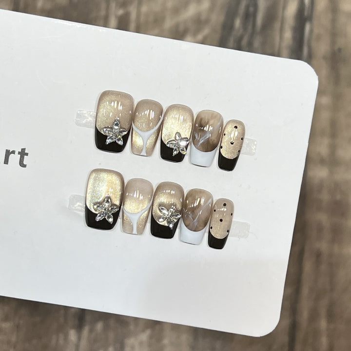 Elegant Press-On Nail Art Set with Floral Embellishments Bowlift
