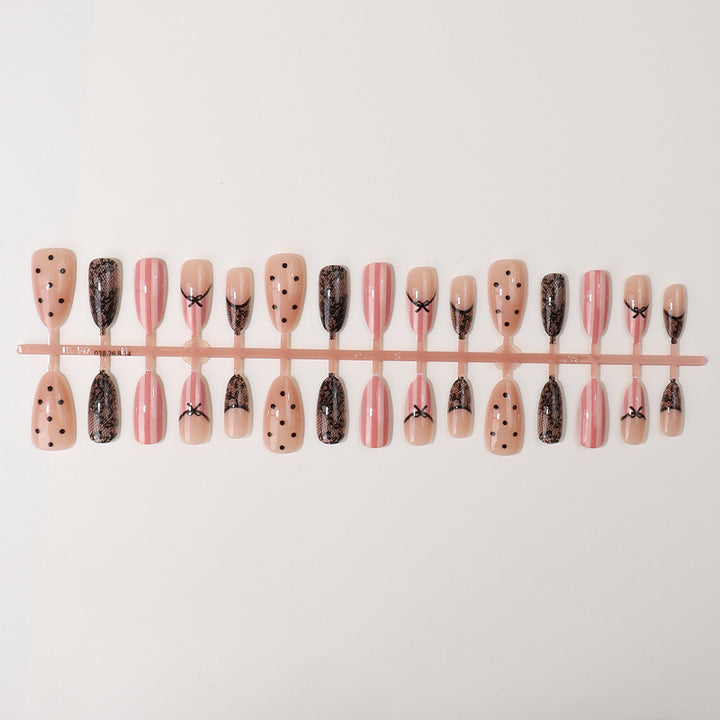 Elegant Lace-Inspired Press-On Nail Set Bowlift