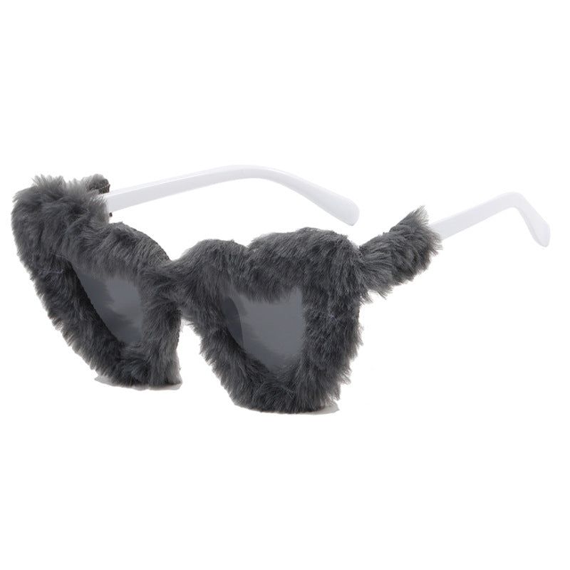 Women Paw Sunglasses with Luxurious Fur Trim Bowlift