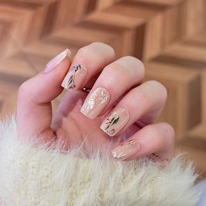 Artistic nail extensions with floral patterns Bowlift