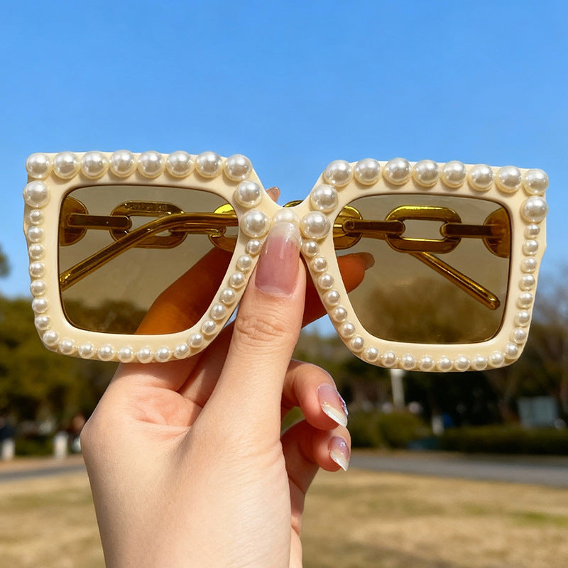 Fashion Statement Sunglasses Bowlift