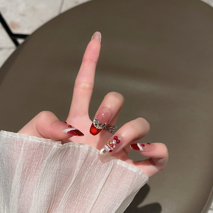 Festive Holiday-Themed Press-On Nail Art Bowlift