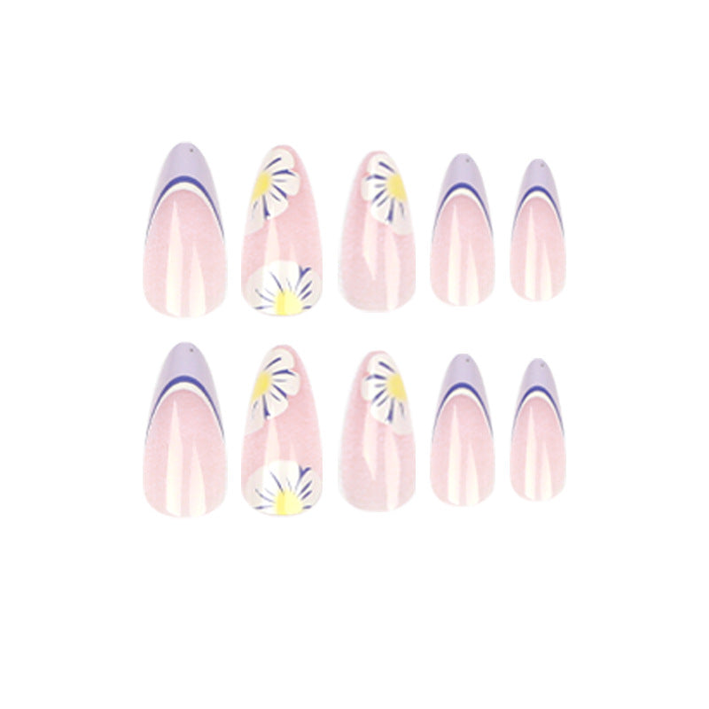Artistic nail art with flower and ombre effects Bowlift