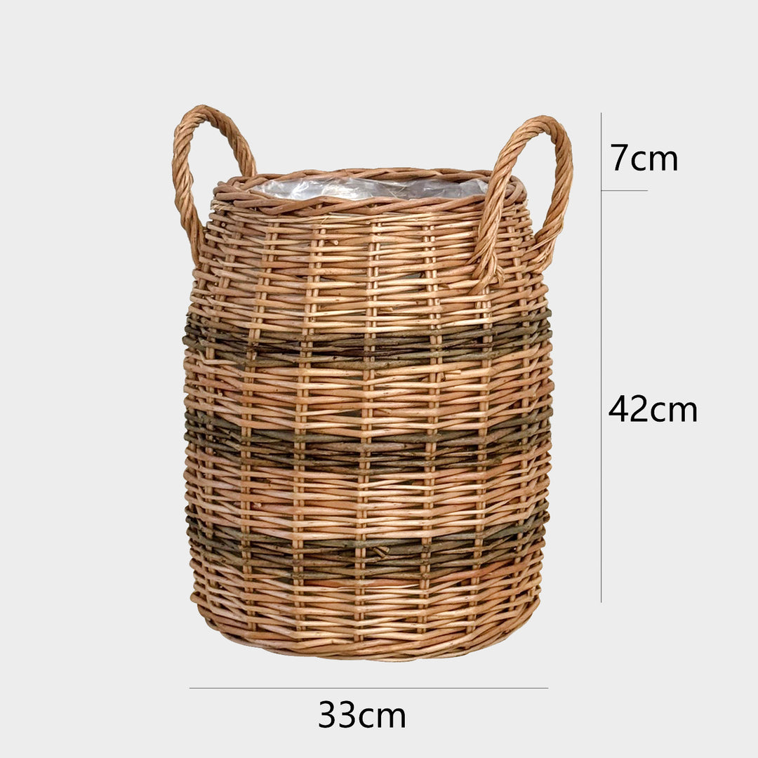 Handcrafted storage basket with natural fiber Bowlift
