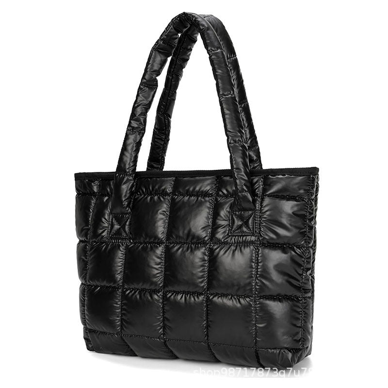 Practical and Padded Tote Bag Bowlift