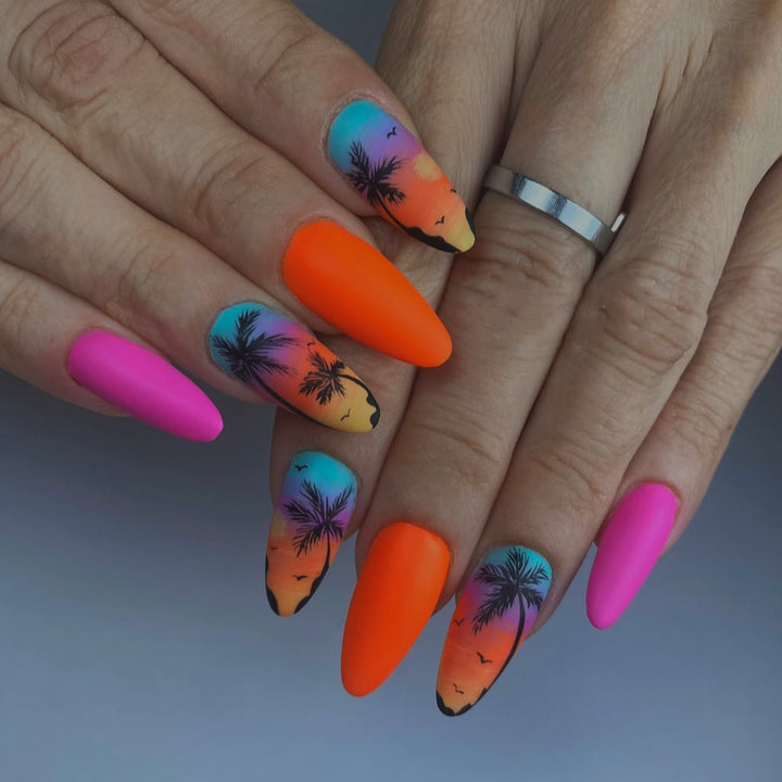 Tropical Sunset Beach-Inspired Nail Art Bowlift
