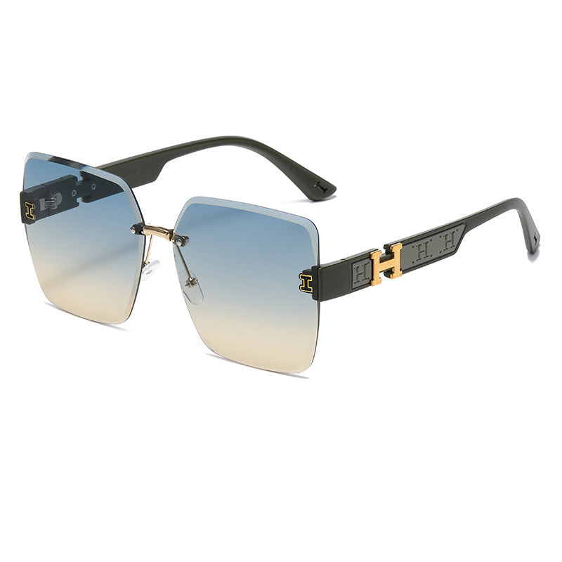 Chic Square Frame Sunglasses