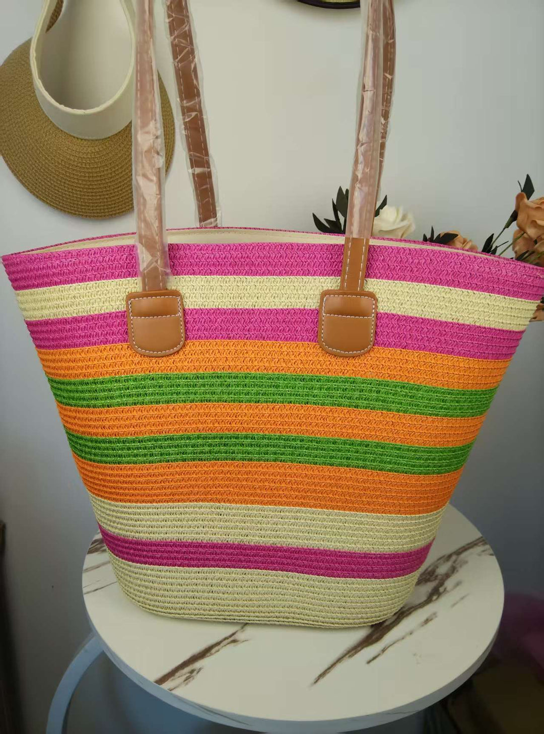 Summer straw hats Bowlift