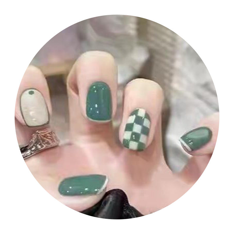Glossy Gel Nail Extensions Bowlift