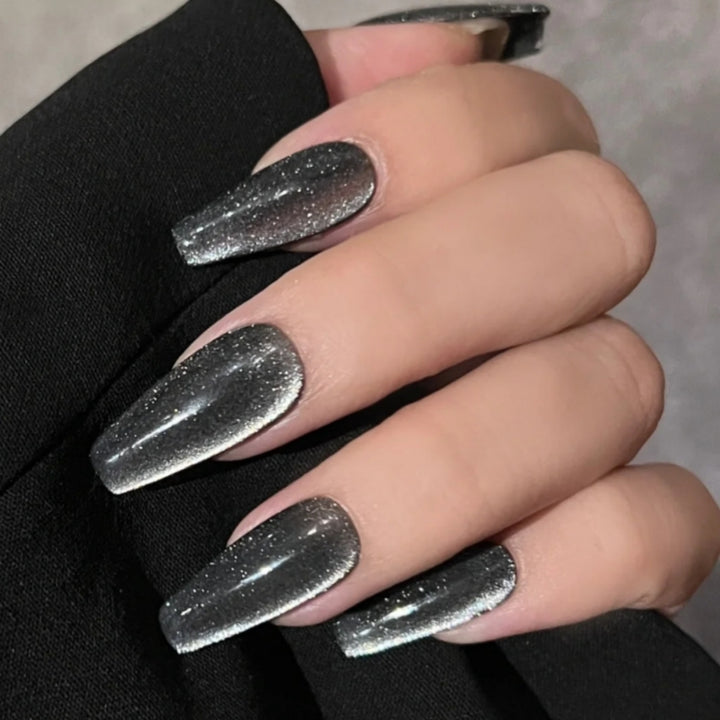 Press-On Nail Extensions Bowlift