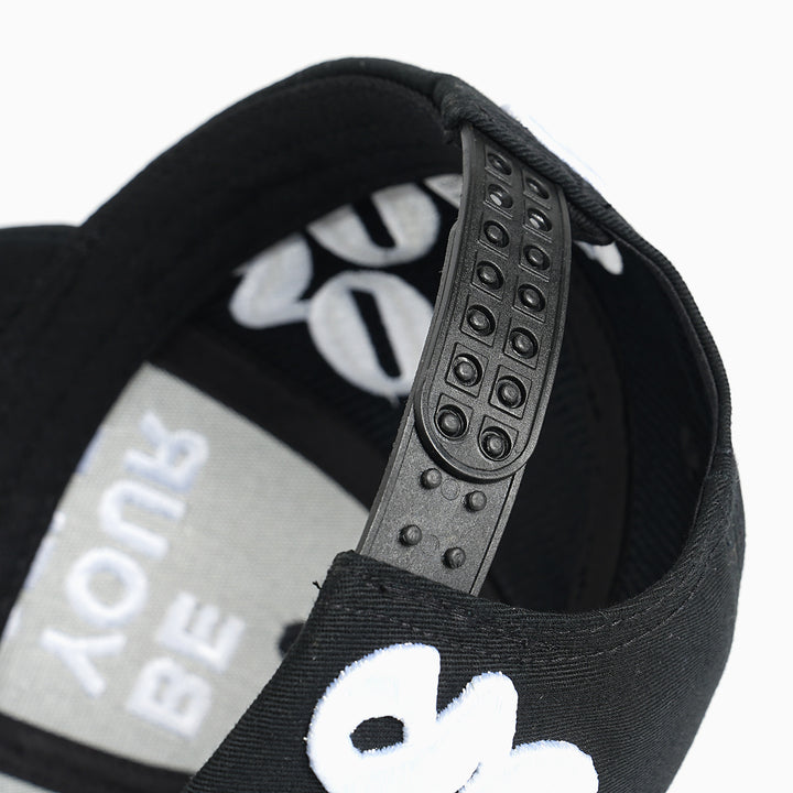 Ladies Trendy Cap Bowlift