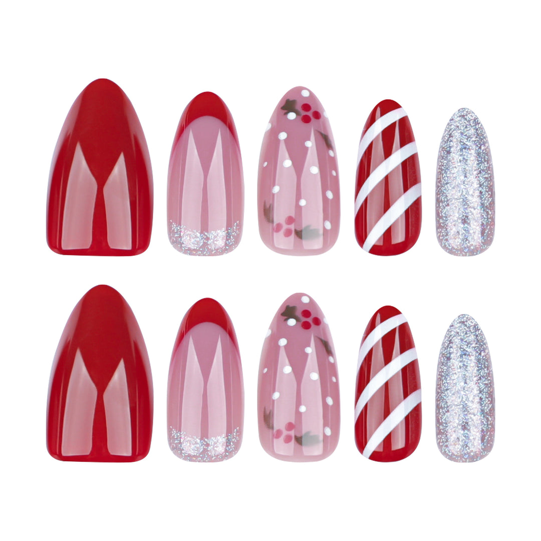 Creative nail art with Christmas motifs Bowlift