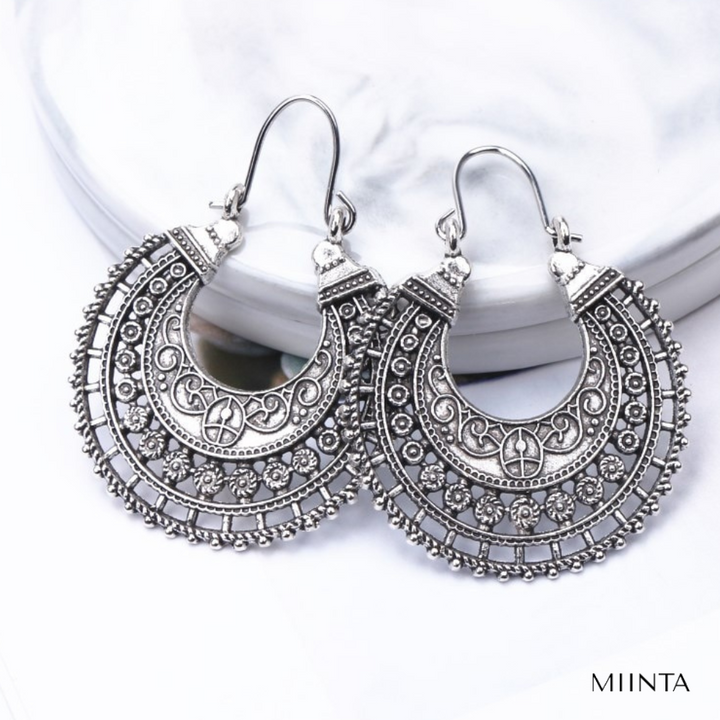 Elegant Tibetan Filigree Earrings made of High-Quality Real Silver! Bowlift