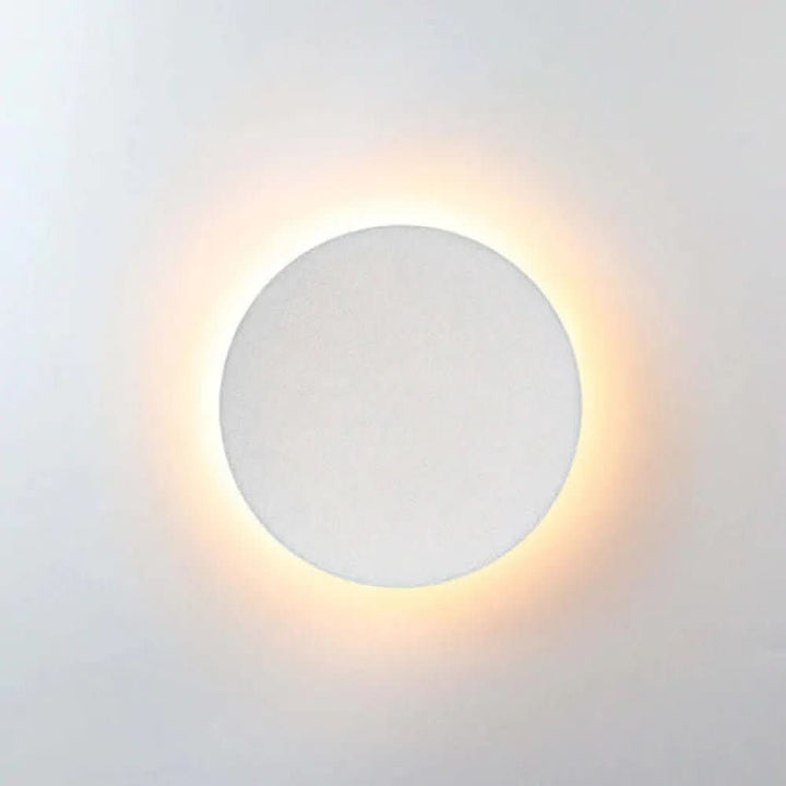 BowLift | Minimalistic LED wall lamp for modern outdoor areas