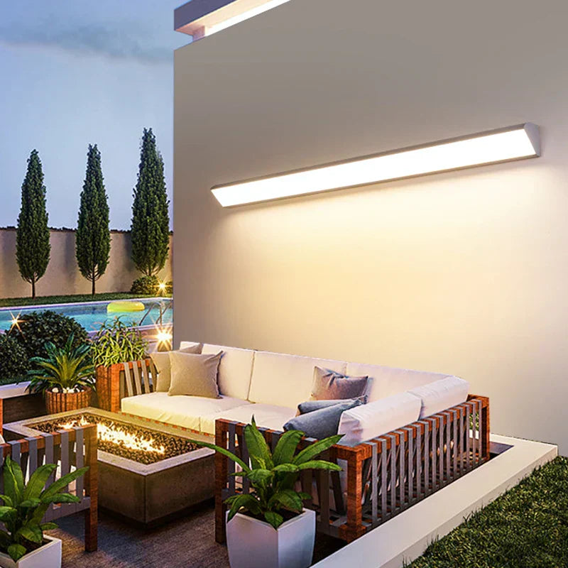 BowLift | Outdoor Courtyard Lamp