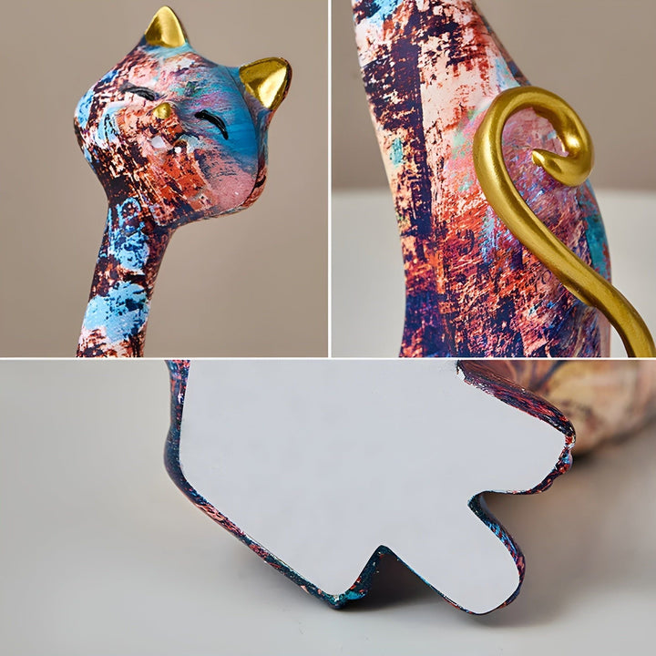 Sweet Lovers - Hand-painted Cat Couple Sculpture for Eternal Affection | Bowlift