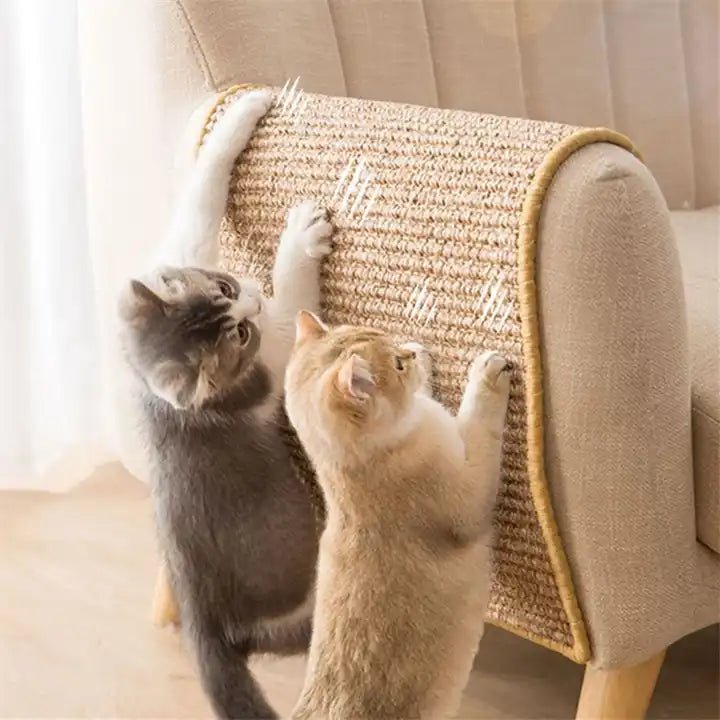 BowLift | Modern cat scratching post for claw care & play fun