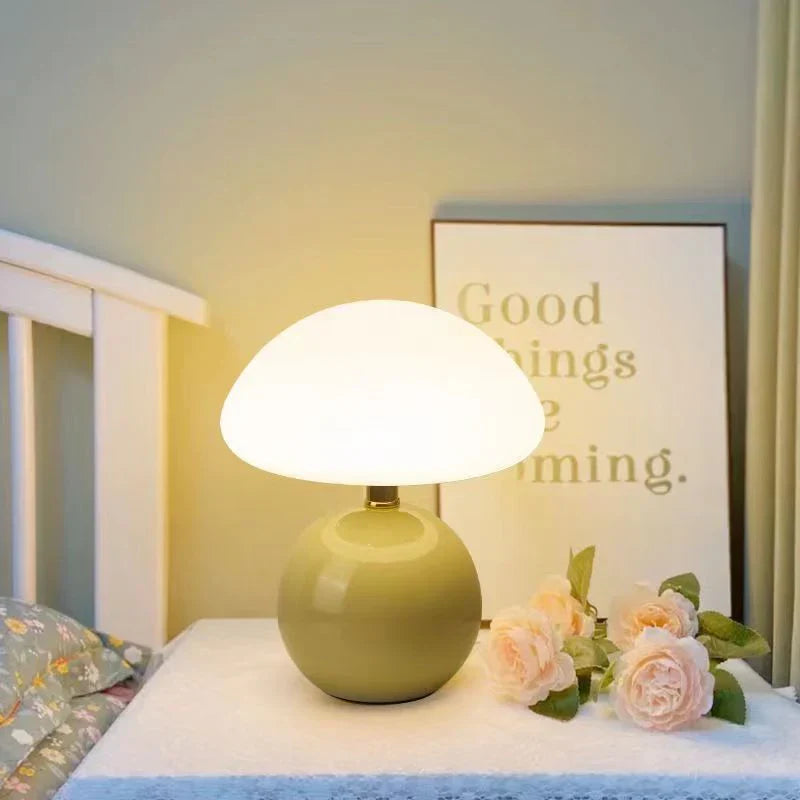 BowLift | Cream Mushroom Lamp - French Vintage Lamp