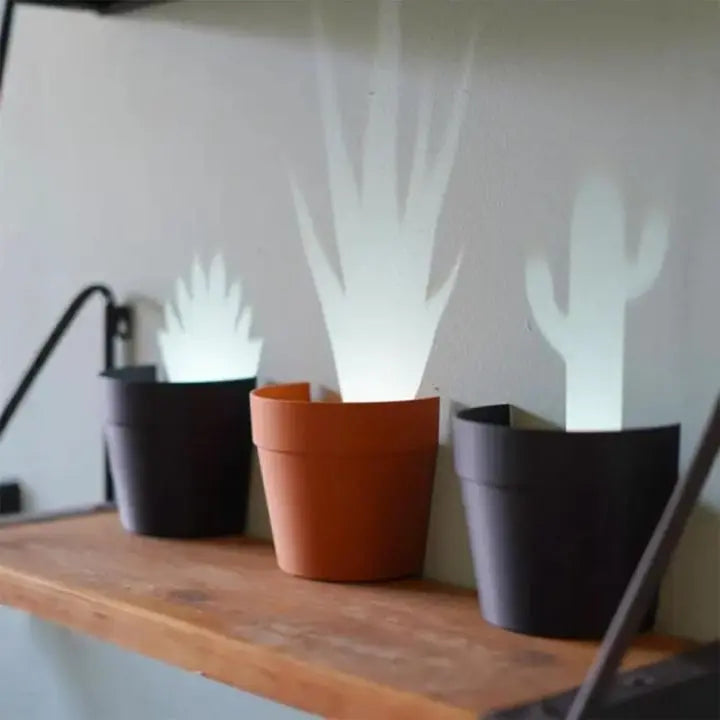 BowLift | Plant pot with 7 light projections for wall decor