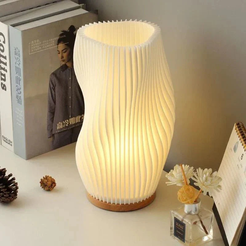 BowLift | Designer LED table lamp with soft light for cozy interiors