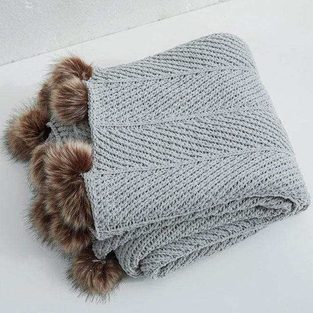 Pom Pom Chenille Blankets Bowlift