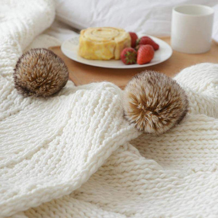 Pom Pom Chenille Blankets Bowlift