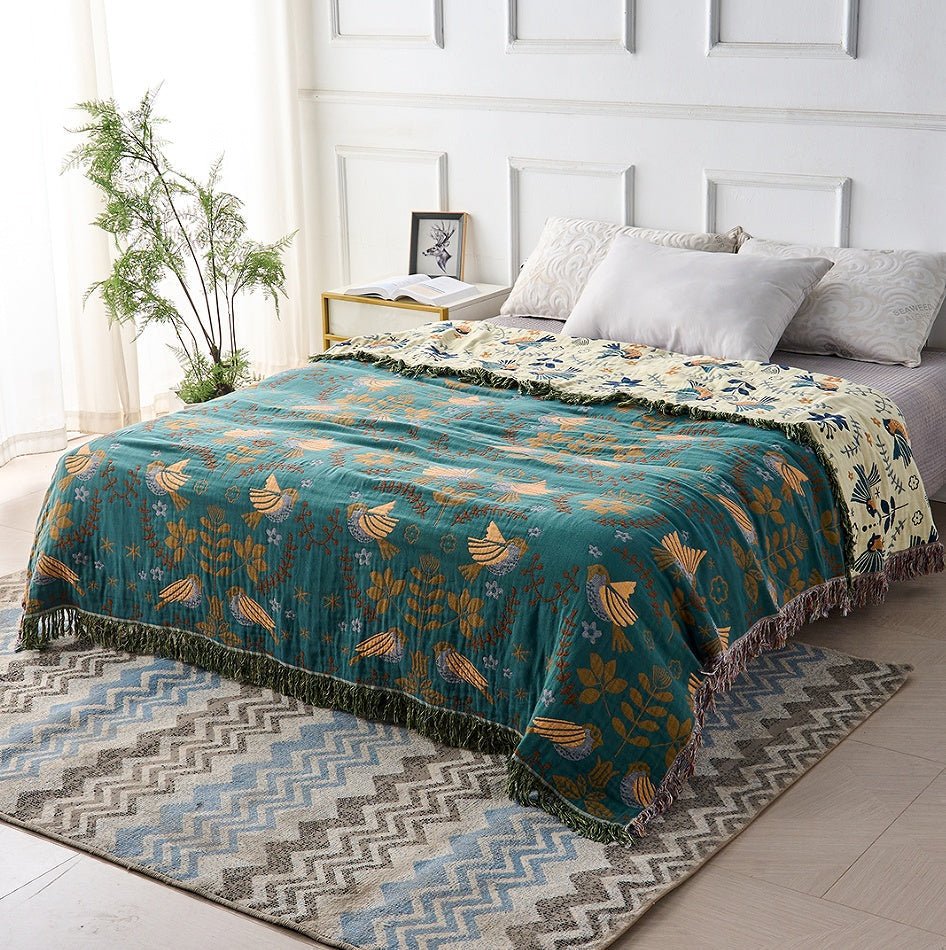 BowLift | Reversible cotton blanket in Scandinavian style with bird motif