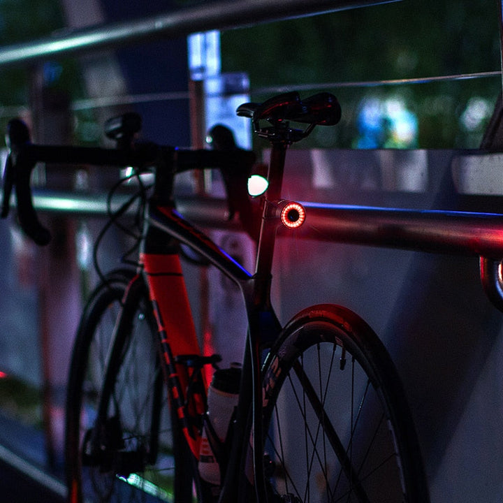 BowLift | Slim bike taillight with automatic brake sensor and light detection
