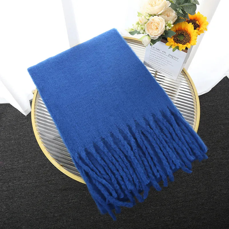 CashmereLuxe Scarf – Elegant and Super Soft Bowlift