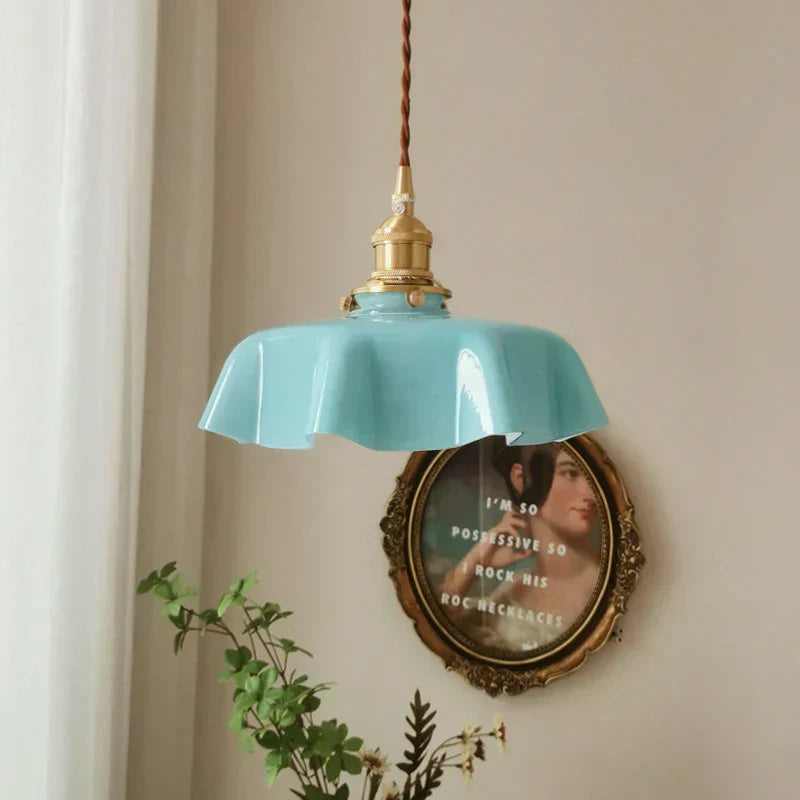 ArtisanGlow - Classic Brass Pendant Lamp for Stylish Lighting | Bowlift