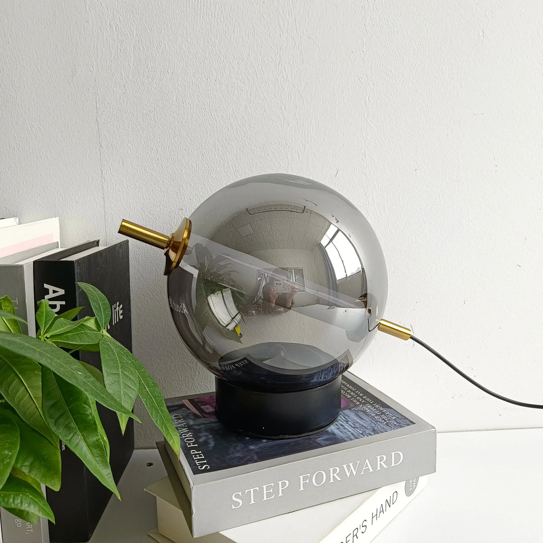 BowLift | Retro Glass Table Lamp with Warm Glow - Timeless Elegance