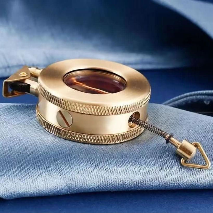 BowLift | Retro Metal Kerosene Lighter in Compact Vintage Design