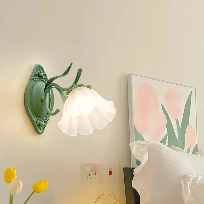 BowLift | LilyGlow Wall Light - Elegant nature-inspired lighting