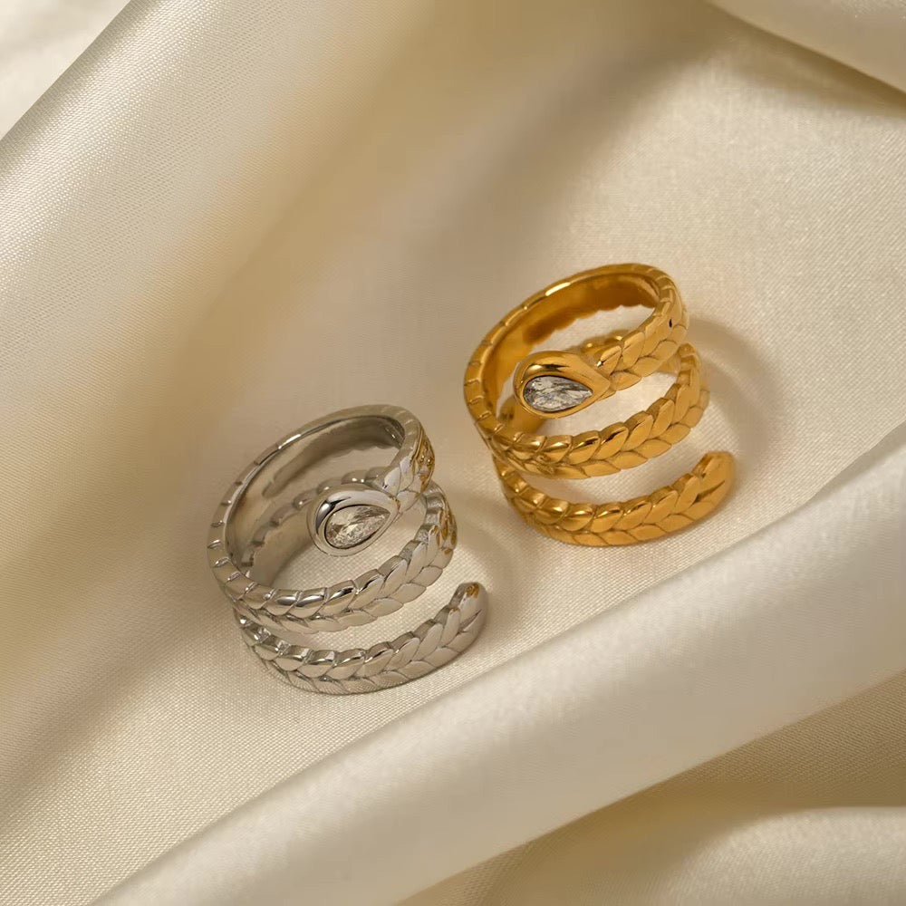 BowLift | Triple Wrap Diamond Eye Leaf Textured Ring