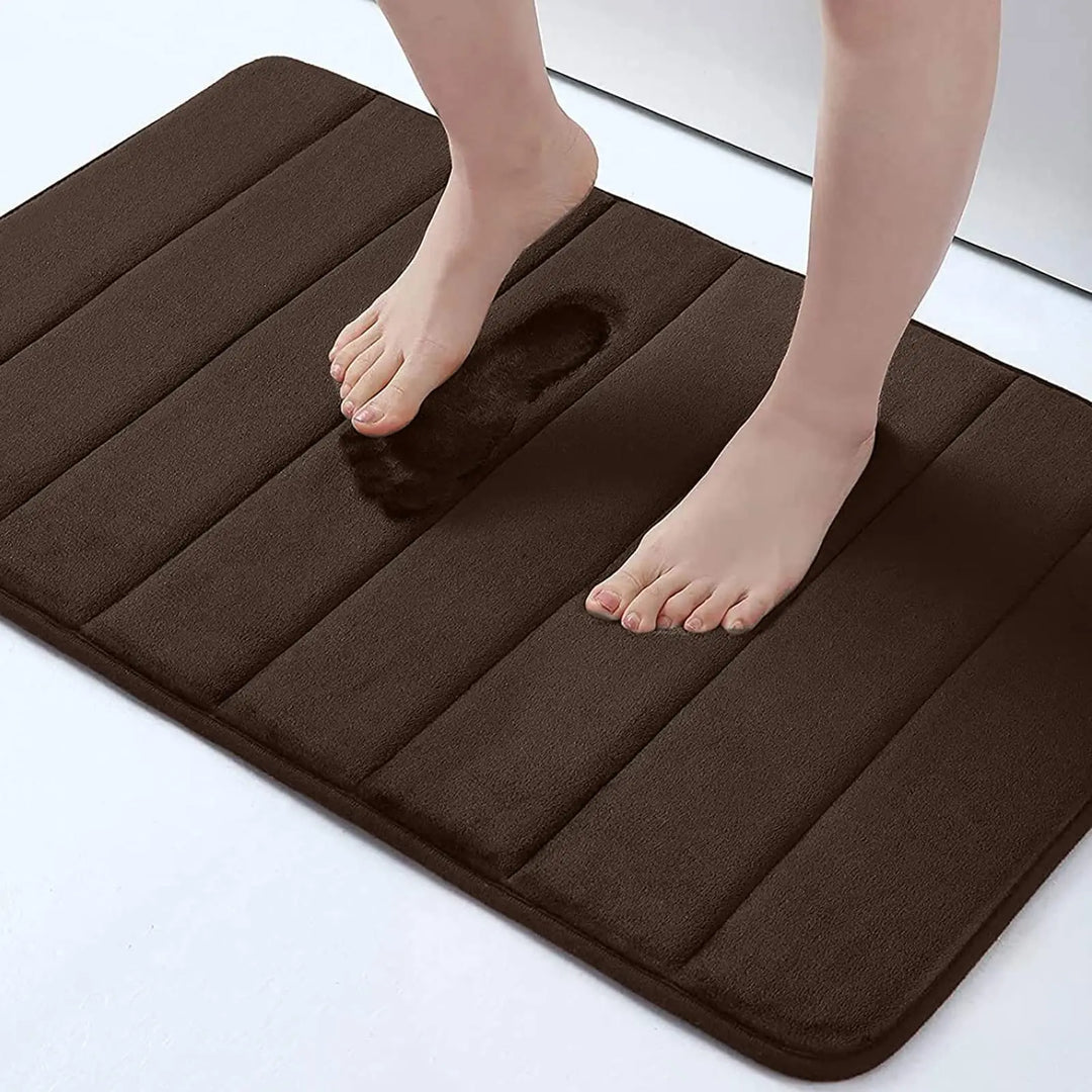 LuxSoft Memory Foam Bath Mat | Bowlift
